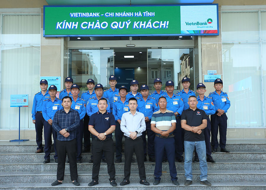 gia dich vu bao ve ngan hang